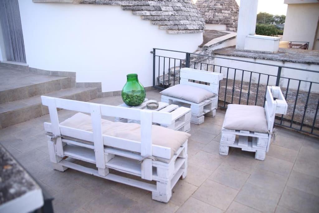 Valle D'Itria Trullo Sovrano Sul Monte Cisternino Kültér fotó